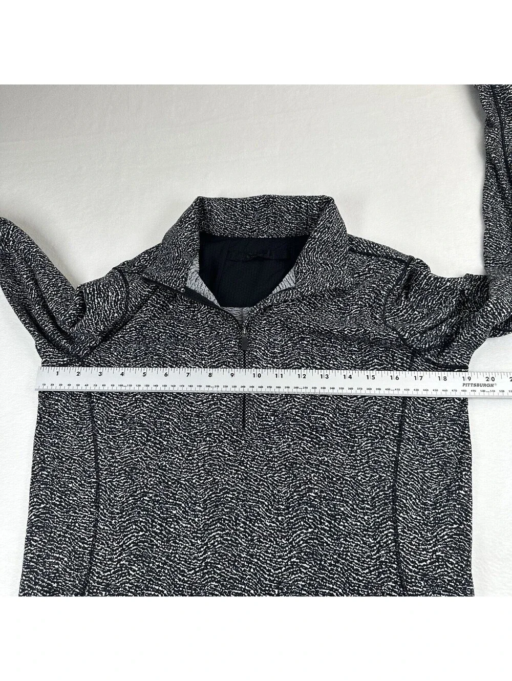 Lululemon Pullover Women’s 8 Runderful 1/2 Zip Jacket Thumb Holes Performance